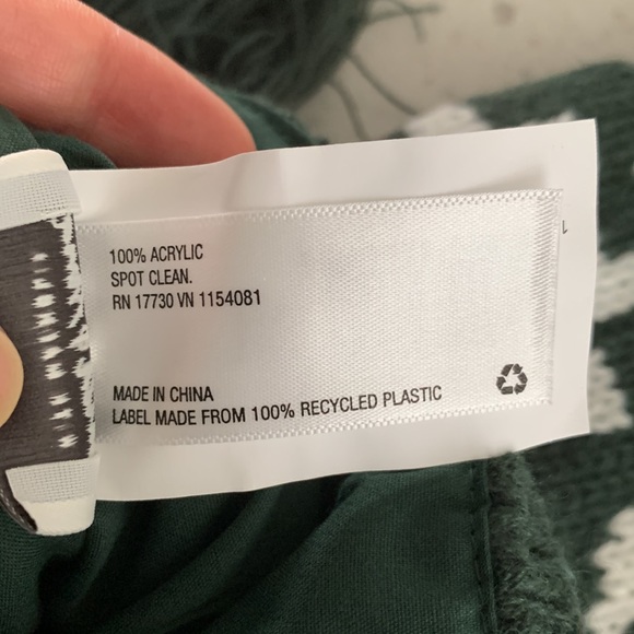 NWT HEARTH & HAND Knit Tasseled Holiday Stocking - Picture 9 of 11